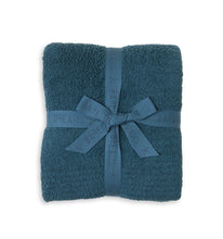 Load image into Gallery viewer, Cozy Chic Throw