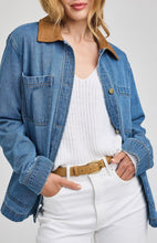 Load image into Gallery viewer, Flynn Jacket
