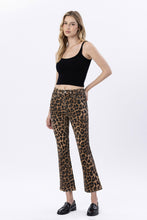 Load image into Gallery viewer, High Rise Leopard Kick Flare
