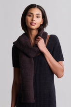 Load image into Gallery viewer, Grid Scarf
