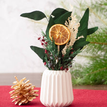 Load image into Gallery viewer, Winter Citrus Mini Bouquet
