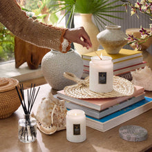 Load image into Gallery viewer, Tahitian Coconut Vanilla Large Jar
