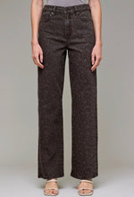 Load image into Gallery viewer, Classic Straight 31" Inseam
