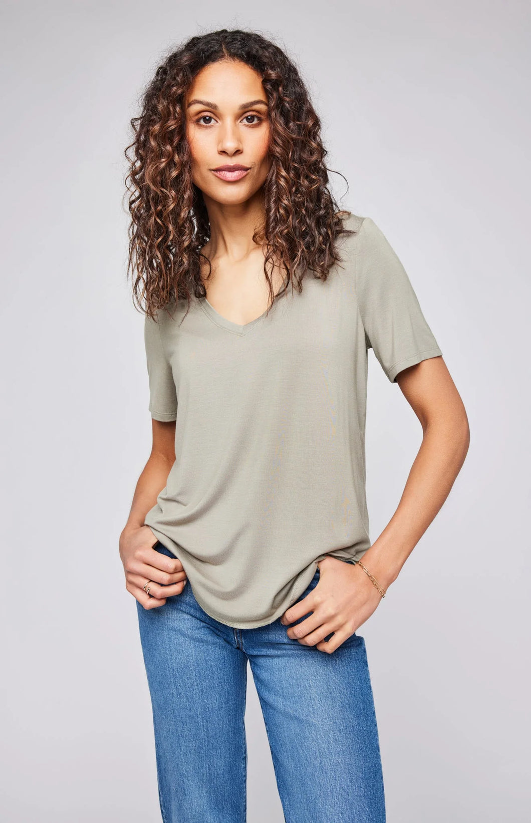 Lewis Tee
