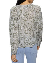 Load image into Gallery viewer, Sunday's Best Top
