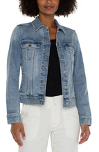 Load image into Gallery viewer, Classic Jean Jacket
