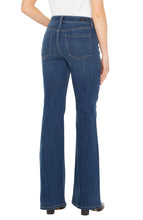 Load image into Gallery viewer, Hannah Flare 34&quot; Inseam
